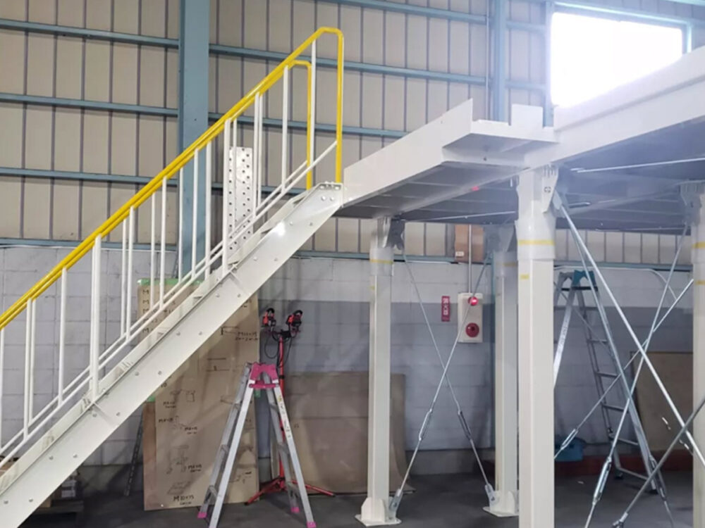 架台、オーバーブリッジ